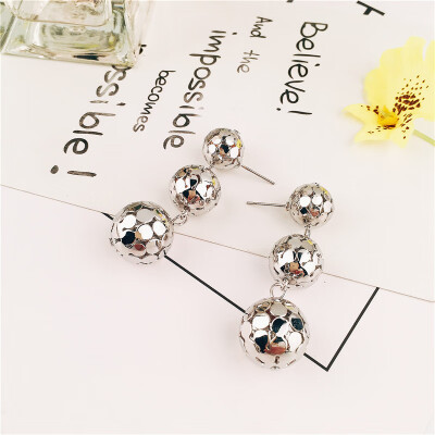 

2019 New Hot Sale Fashion Bijoux Long Statement Hollow Metal Ball Drop Earrings For Women Jewelry Round Dangle Earring Brincos