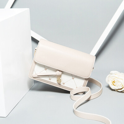 

Ins Super Fire Girls Upstream Korean Single Shoulder Messenger Bag Fashion Joker Student Leaning