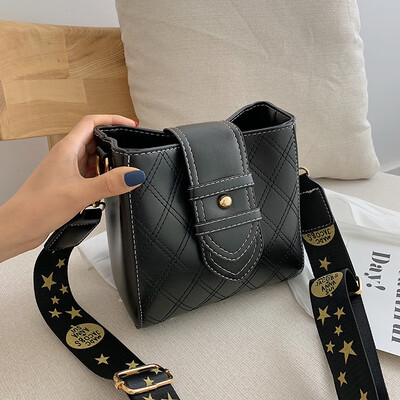 

Summer bag handbags new 2019 Korean version ins super fire wild shoulder slung fashion wide shoulder strap bucket bag