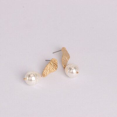 

AOTEMAN Fashion round Pearl Flower stud Earrings For Women Wedding Party Girl Geometric Statement Earrings boho ZA Jewelry