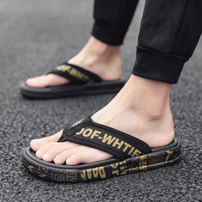

2019 new flip-flops mens summer fashion outdoor personality clip feet slip trend mens slippers