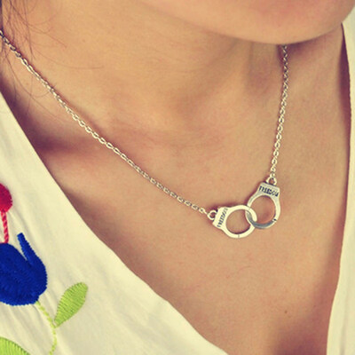 

Womens Creative Handcuff Pendant Chain Necklace Jewelry Charm Party Gift