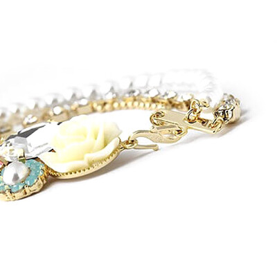 

Flower Fashion Bracelet Style Women Available Three Layers Lovely Hot Rose Multi-layer Korean