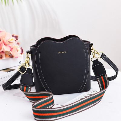 

New fashionable one-shoulder diagonal bag for ladies with bags in summer small fresh&wide shoulder straps ladieslove bucket
