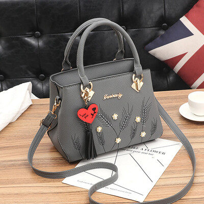 

2019 summer new fashion trend handbag PU leather fashion handbags Europe&the United States big bag shoulder bag