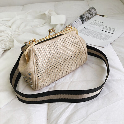 

Tailored Fashion Women Retro Ribbons Hollow Out Coin Purse Messenger Bags Crossbody Bag