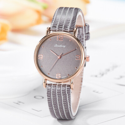 

RM Fashion Simple Flat No Scale Dial Belt Fashion With Quartz Womens Watch