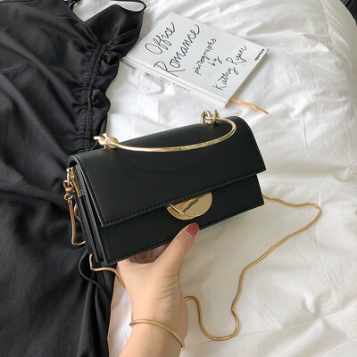 

Summer new texture bag female 2019 new Korean version of the wild single shoulder slung fashion chain portable small square bag
