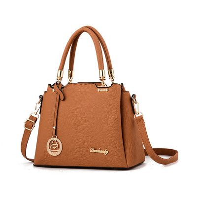 

Bags women 2018 tide womens handbags Korean fashion handbags middle-aged mother handbag Joker Messenger bag