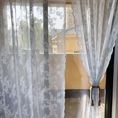

Idyllic Lace Yarn Pure White Wavy Side Mesh Finished Curtain Warp Yarn