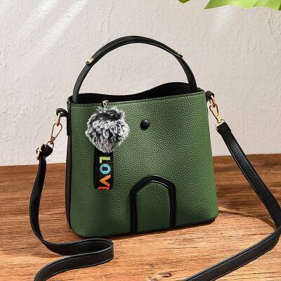 

Bag female 2018 new ladies handbag Korean version of the wild shoulder bag fashion trend Messenger bag a generation