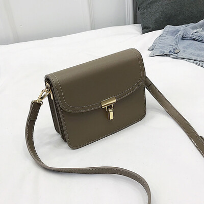 

Bag woman 2019 new fashion Korean version of the fashion network celebrity small black bag with one shoulder slanted bag back to t