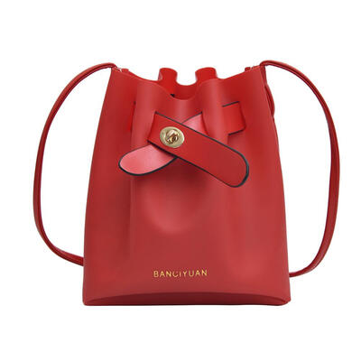 

Jelly Girls Shoulder Handbags Women Casual Small PVC Bucket Crossbody Bags