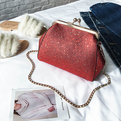 

New small bag woman 2019 new fashion sequins clip shell bag Korean version tide chain bag single shoulder oblique satchel bag