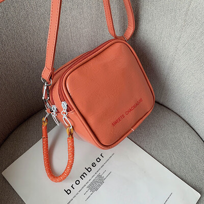 

Qiao Bani 2019 new South Korea ins fashion C home K letter bread small square bag shoulder diagonal trend handbags