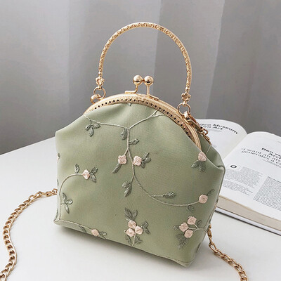 

Small bag female 2019 new Korean portable shoulder bag stylish Messenger bag Joker shell bag