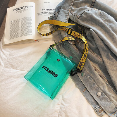 

Summer on the new transparent bag female 2019 new Korean version of the wild single shoulder slung fashion letters solid color jelly package