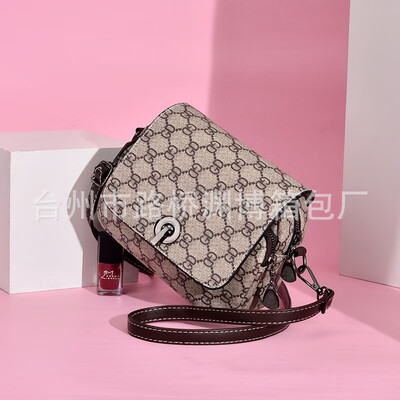 

Handbag female summer new wave rivet fashion wild shoulder bag Messenger bag