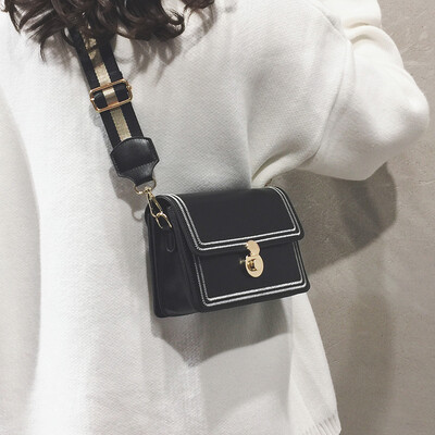 

Ins net red black bag female 2019 new wave wild Korean version of the texture female bag wide shoulder strap shoulder Messenger bag