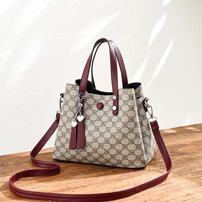 

Womens bag 2019 summer new bag female Europe&America big bag PU leather fashion handbag shoulder bag