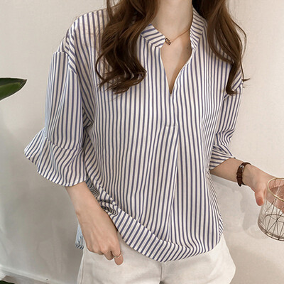 

Womens Loose Striped V-Neck Half Flare Sleeve Blouse