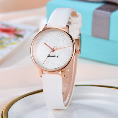 

RM Licaihong Fashion Simple Watch Branch Bird Dial Belt Quartz Watch Female Watch