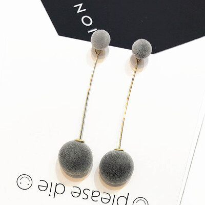 

Korean Version of The Winter Hot Sweet&Simple Large&Small Ball Long Plush Ball Earrings