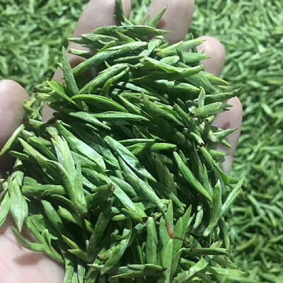 

New tea origin source tea farmers direct flat green tea Zhejiang Alpine Longjing green tea leaves