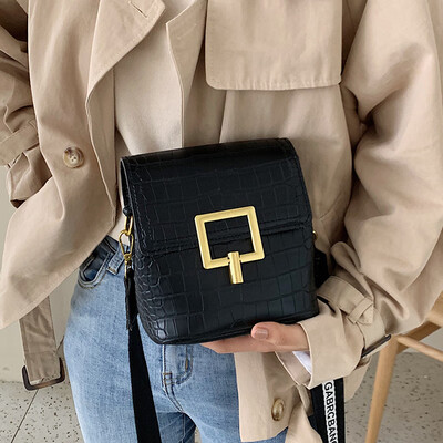 

Net red popular small bag female bag 2019 new wave fashion shoulder bag wild ins indian air broadband Messenger bag