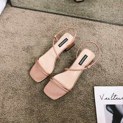 

Chic Roman Sandals Woman Summer Korean Version Baitao Square-headed Rough-heeled Fairy Wind Evening Shoes Woman