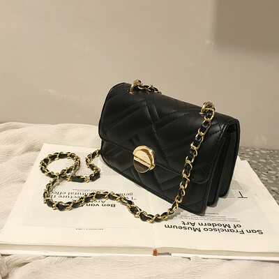

Small fragrance rhombic embroidered line bag female 2019 new wave Korean version of the wild single shoulder slung fashion chain small square bag
