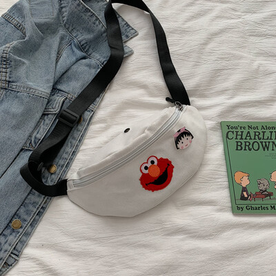 

2019 new casual wild shoulder bag simple sports canvas pocket female cartoon cute Sesame Street Messenger bag
