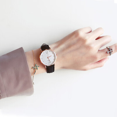 

Nordic womens watches inswind simple temperament fashion light luxury small bee style French minority student womens Watch