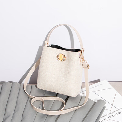 

Shangxin Little Girl Fashion Korean Version Baitao Girl Single Shoulder Bag Fashion Bucket Air Bag