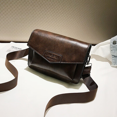 

Ins super fire retro small bag female 2018 new wave Korean version of the wild Messenger small square bag fashion frosty autumn&winter