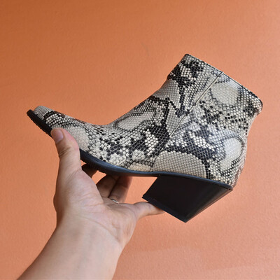 

Rose Womens High Heel Ankle Boots Large Size Shoes Knight Boots Casual Short Booties