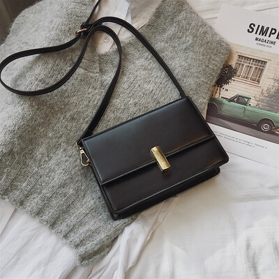 

Qiao Bani 2019 new Korean fashion Dongdaemun simple contrast color flip bag wild single shoulder diagonal female bag