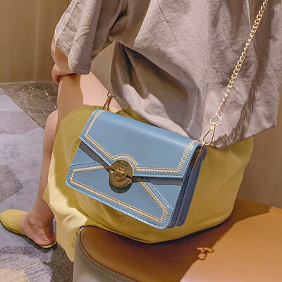 

Summer small fresh network red female bag 2019 new fashion chain small bag wild foreign air forest small bag Messenger bag