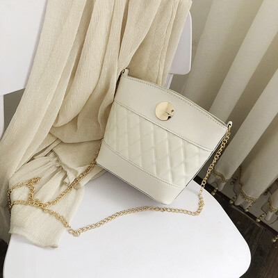 

Advanced temperament shoulder bag 2019 summer new rhombic embroidery line bucket handbag chic chain messenger bag