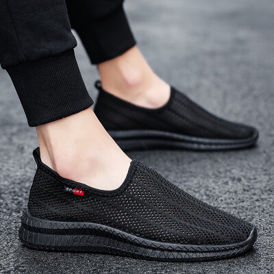 

Mens shoes in summer mesh trend breathable sports hollow mesh lazy footwear old Beijing cloth shoes