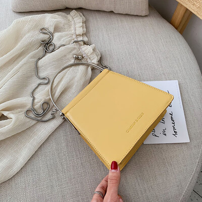 

Circular handbag 2019 new single shoulder chain oblique satchel simple personality handbag mini square bag