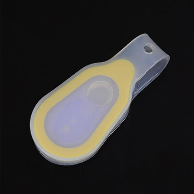 

Silicone Clip on LED Flashlight Night Safety Light Hands Free for Walking Running Sports Outdoor Emergency