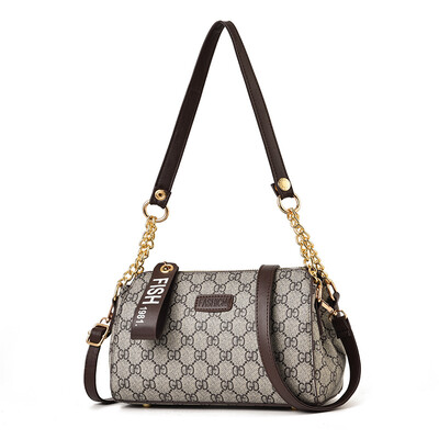 

English printing fashion female bag simple tide shoulder messenger bag chain hit color new handbag