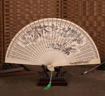 

Siaonvr Chinese Traditional Hollow Fan Wooden Hand Made Exquisite Folding Wedding Gift