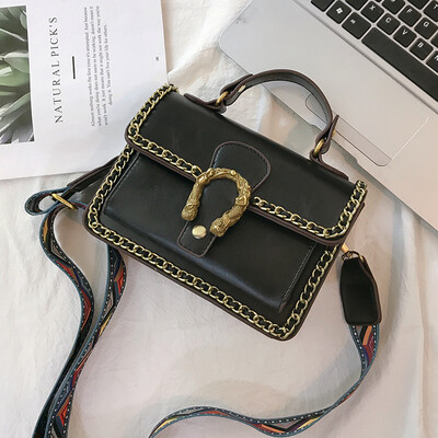 

Qiao Bani 2019 new Korean fashion retro wind wide shoulder strap chain hand strap shoulder diagonal trend handbags