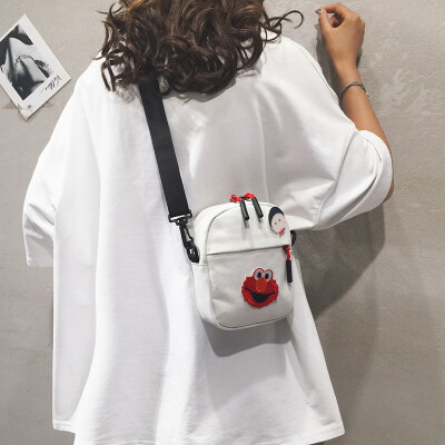 

Sesame Street Small Bag Female 2019 New Japanese Soft Girl Girl Canvas Bag Tide Wild Cartoon Shoulder Messenger Bag