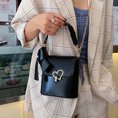 

Womens bag 2019 new fashion bucket bag summer small fresh ocean Messenger bag wild insyang gas chain bag