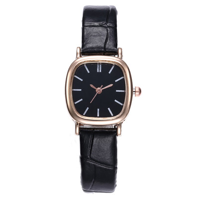 

New rose gold square shell simple men&women on the table couple creation