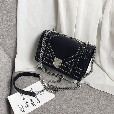 

Qiao Bani 2019 new Korean chic fashion rivet small square bag shoulder diagonal trend handbags a generation