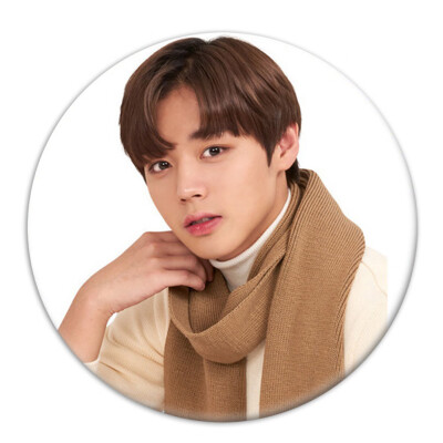 

Kpop Wanna ONE Concert tin Plate Badge Brooch Cute Cartoon Brooch Bag Pendant Boys Girls Accessories hot Gift for Fans